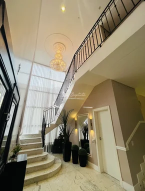 Condomínio La Defense - Sobrado à Venda - Estrela