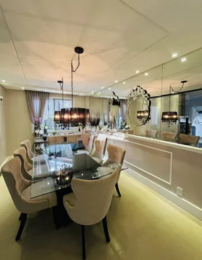 Condomínio La Defense - Sobrado à Venda - Estrela