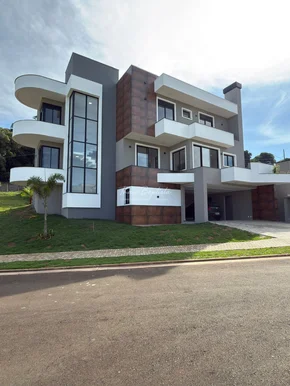 Condomínio Vale Dos Vinhedos - Sobrado à Venda - Oficinas