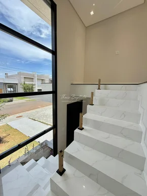 Condomínio Villa Toscana - Sobrado á Venda - Oficinas