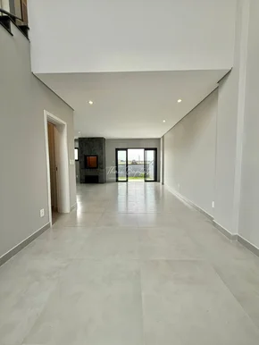 Condomínio Ecoville - Sobrado à Venda - Contorno