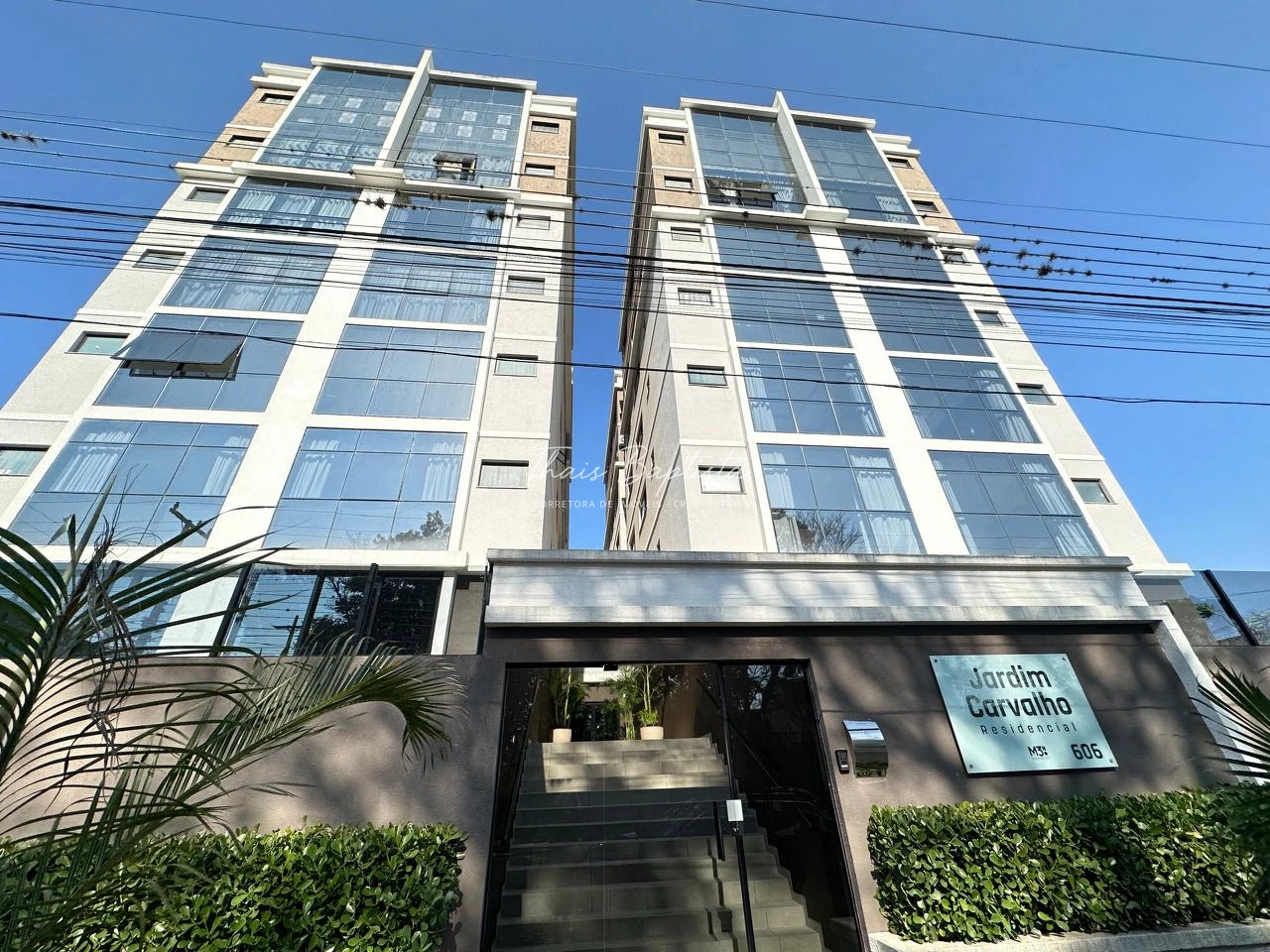 Edifício Jardim Carvalho - Apartamento à Venda Mobiliado