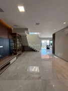 <strong>CONDOMÍNIO COLISEU - SOBRADO MOBILIADO À VENDA E LOCAÇÃO</strong>