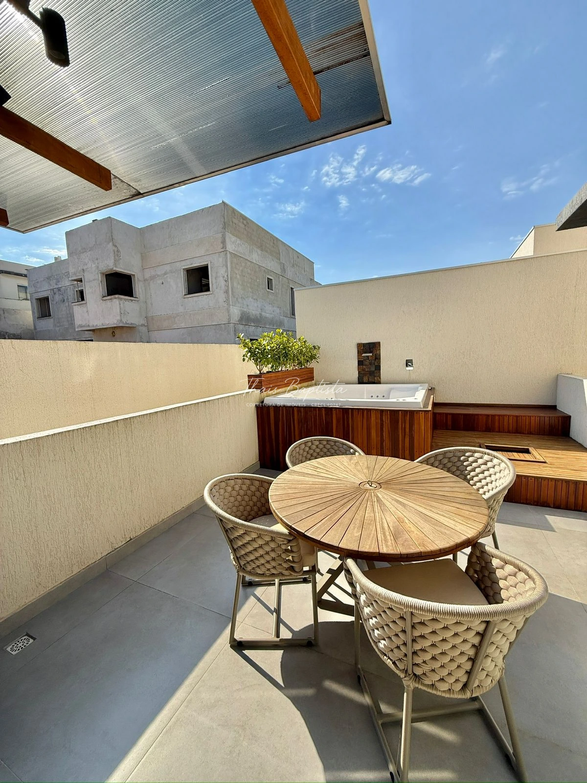 Sobrado Mobiliado - à Venda - Jardim Carvalho