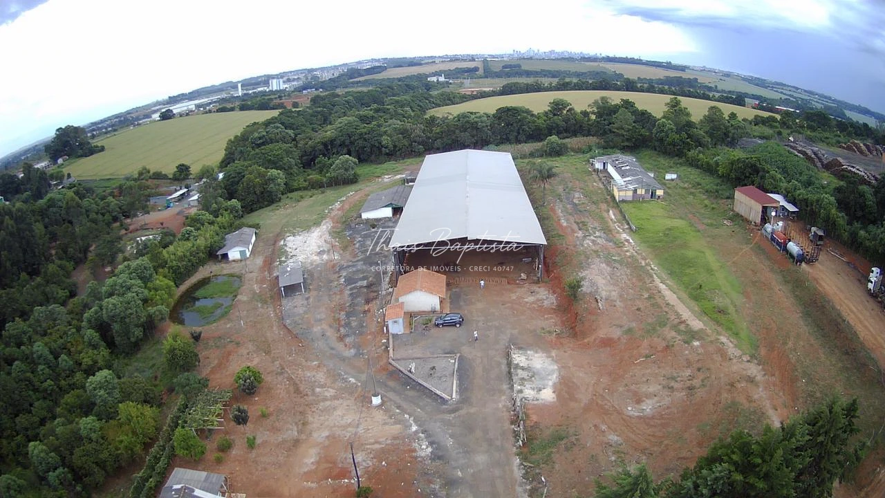 Barracão Comercial à Venda  -