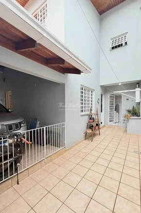 Residencial Pinheiro - Sobrado à Venda - Vila Estrela