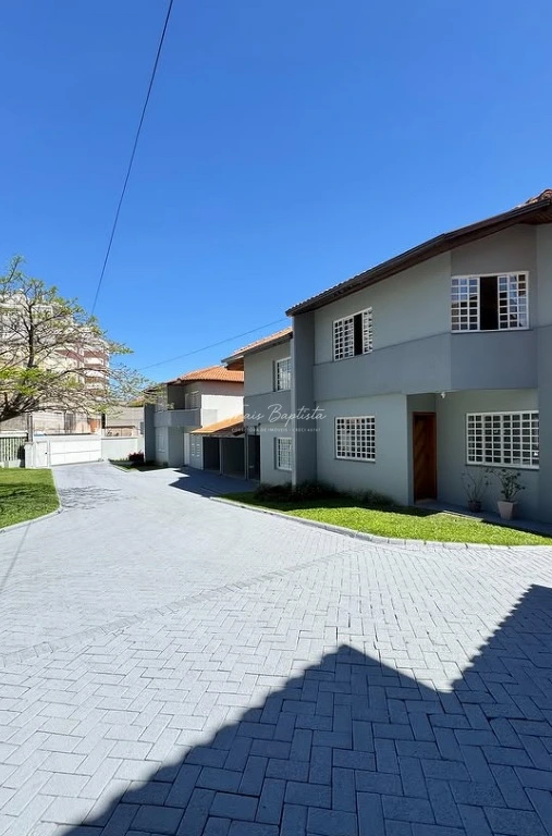 Residencial Pinheiro - Sobrado à Venda - Vila Estrela