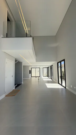 Condomínio La Riserva - Sobrado à Venda - Uvaranas