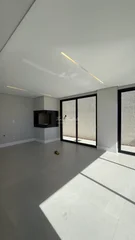 <strong>CONDOMÍNIO LA RISERVA - SOBRADO À VENDA - UVARANAS</strong>