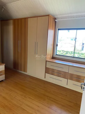 Sobrado Amplo à Venda, Ensolarado E Próximo Ao Centro