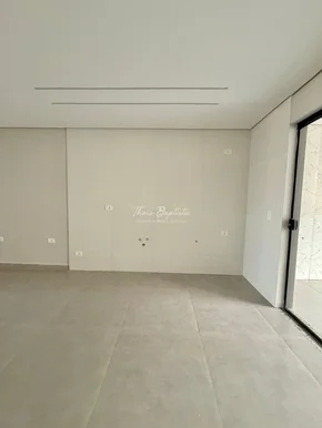 <strong>SOBRADO NOVO À VENDA - EM OFICINAS</strong>