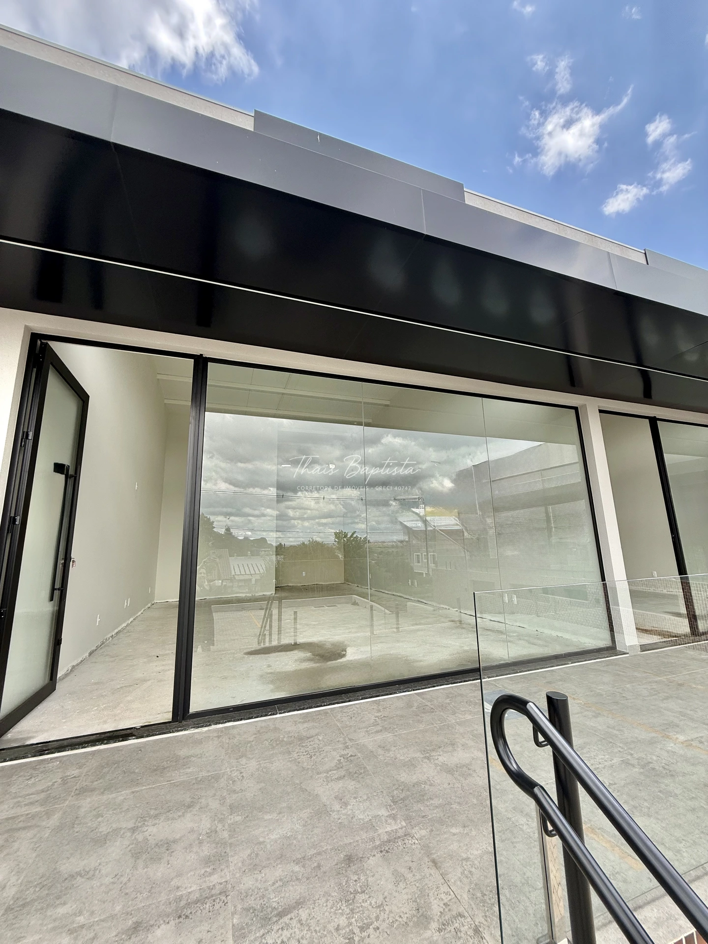 Sala Comercial (sala 3) - Locação - Oficinas