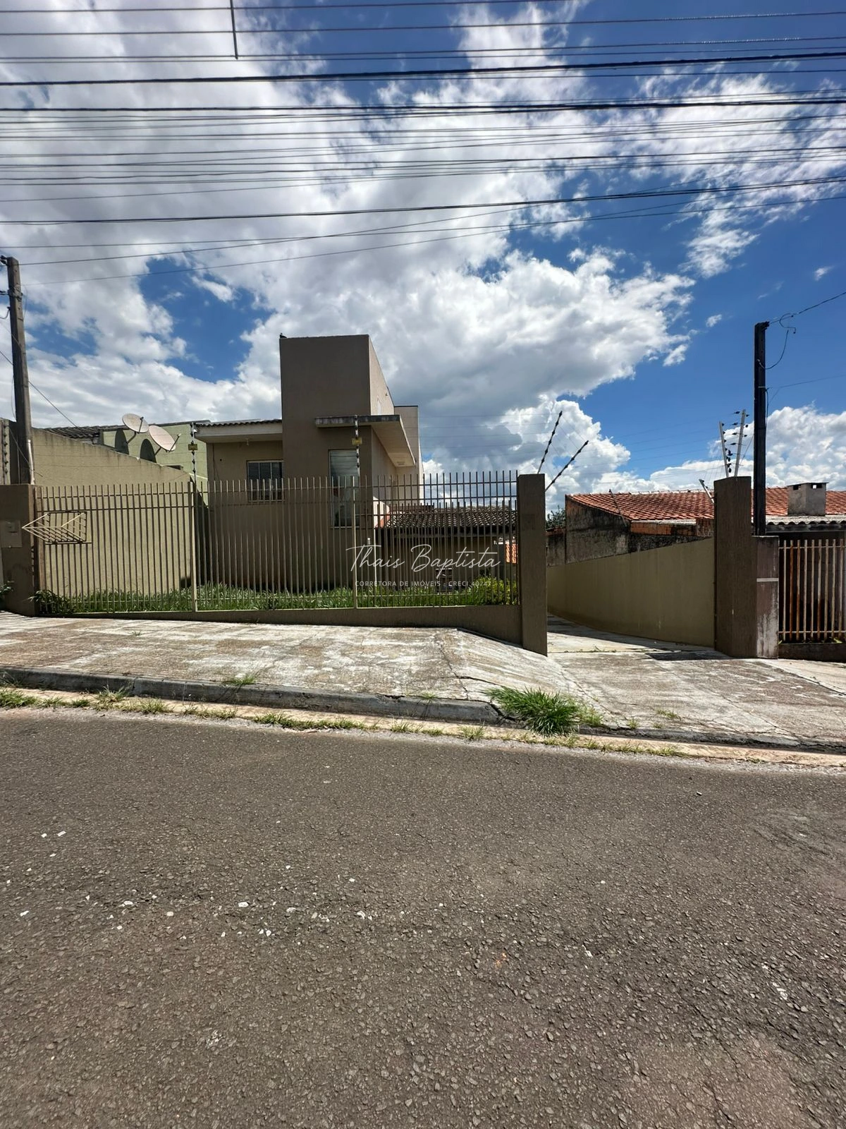 Sobrado Padrão á Venda - Jardim Gianna