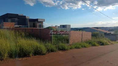 Terreno No Le Parc à Venda - Uvaranas