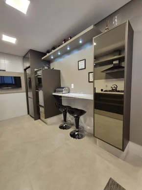 <strong>EDIFÍCIO MILANO - APARTAMENTO MOBILIADO À VENDA - ESTRELA</strong>