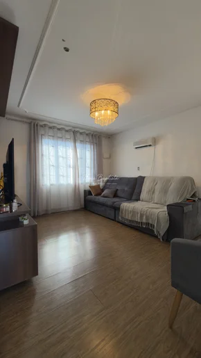 Casa Residencial Ou Comercial Com Piscina  Venda-uvaranas