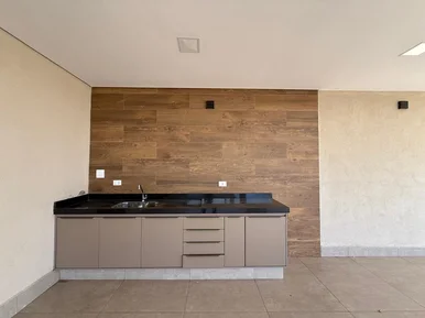 <strong>Casa em Condomínio</strong> ()