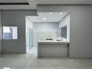 <strong>Casa Padrão</strong>&nbsp;<small>(3 dormit&oacute;rios sendo 1 su&iacute;te)</small>