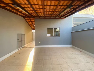 <strong>Casa com 2 dormitórios, 1 suite á venda - Jardim Bertoni</strong>