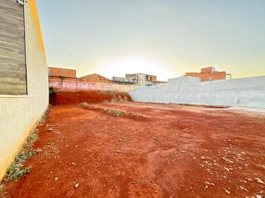 <strong>Terreno Urbano</strong> ()