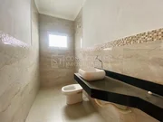 <strong>Casa com 4 dormitórios sendo 1 suite á venda no Jd. Boer I</strong>