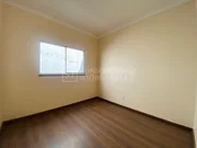 <strong>Casa com 4 dormitórios sendo 1 suite á venda no Jd. Boer I</strong>