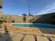 <strong>Casa Padrão</strong>&nbsp;<small>(2 dormit&oacute;rios sendo 1 su&iacute;te)</small>