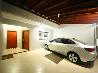 <strong>Casa com 4 dormitórios, suite e closet á venda no Jaguari</strong>