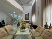 <strong>Casa Padrão</strong>&nbsp;<small>(4 dormit&oacute;rios sendo 1 su&iacute;te)</small>