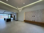 <strong>Casa em Condomínio</strong>&nbsp;<small>(3 dormit&oacute;rios sendo 3 su&iacute;tes)</small>