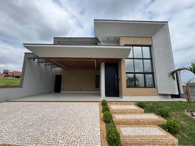 <strong>Casa em Condomínio</strong>&nbsp;<small>(3 dormit&oacute;rios sendo 3 su&iacute;tes)</small>