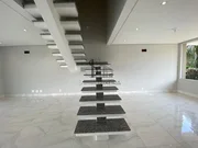 <strong></strong>&nbsp;<small>(4 dormit&oacute;rios sendo 4 su&iacute;tes)</small>