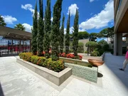 <strong></strong>&nbsp;<small>(4 dormit&oacute;rios sendo 3 su&iacute;tes)</small>