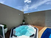 <strong></strong>&nbsp;<small>(3 dormit&oacute;rios sendo 1 su&iacute;te)</small>