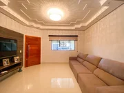 <strong></strong>&nbsp;<small>(2 dormit&oacute;rios sendo 1 su&iacute;te)</small>