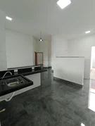 <strong></strong>&nbsp;<small>(3 dormit&oacute;rios sendo 1 su&iacute;te)</small>