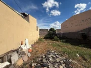 <strong></strong> ()