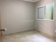 <strong></strong>&nbsp;<small>(3 dormit&oacute;rios sendo 1 su&iacute;te)</small>