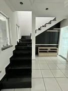 <strong></strong>&nbsp;<small>(3 dormit&oacute;rios)</small>