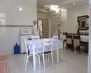 <strong>Sobrado Conjugado</strong>&nbsp;<small>(3 dormit&oacute;rios sendo 1 su&iacute;te)</small>