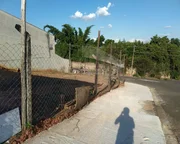 <strong></strong> ()