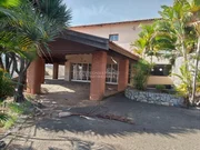 <strong></strong> ()