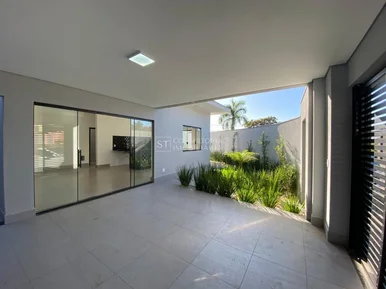 <strong></strong>&nbsp;<small>(2 dormit&oacute;rios sendo 1 su&iacute;te)</small>