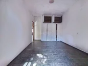 <strong></strong>&nbsp;<small>(4 dormit&oacute;rios sendo 2 su&iacute;tes)</small>