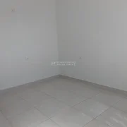 <strong></strong>&nbsp;<small>(3 dormit&oacute;rios sendo 1 su&iacute;te)</small>