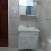 <strong></strong>&nbsp;<small>(3 dormit&oacute;rios sendo 1 su&iacute;te)</small>