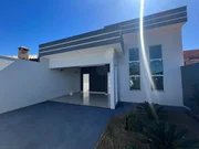 <strong></strong>&nbsp;<small>(2 dormit&oacute;rios sendo 1 su&iacute;te)</small>