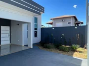 <strong></strong>&nbsp;<small>(2 dormit&oacute;rios sendo 1 su&iacute;te)</small>