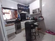 <strong></strong>&nbsp;<small>(3 dormit&oacute;rios sendo 3 su&iacute;tes)</small>