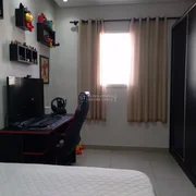 <strong></strong>&nbsp;<small>(2 dormit&oacute;rios)</small>